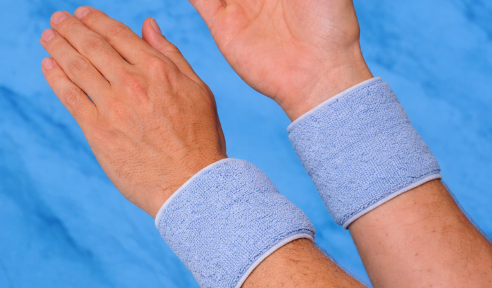 What Features Define a High-Quality Heated Wrist Band?